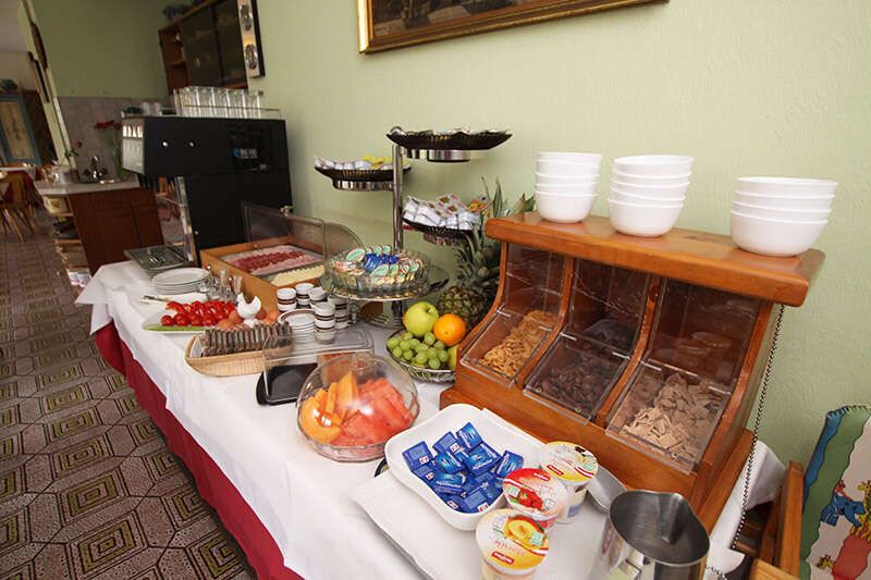 Frühstücksbuffet im Haus Prantner in Tirol